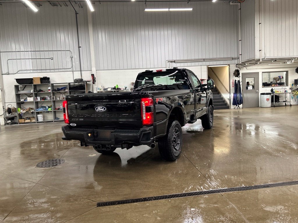 2027 Ford F-350SD XL