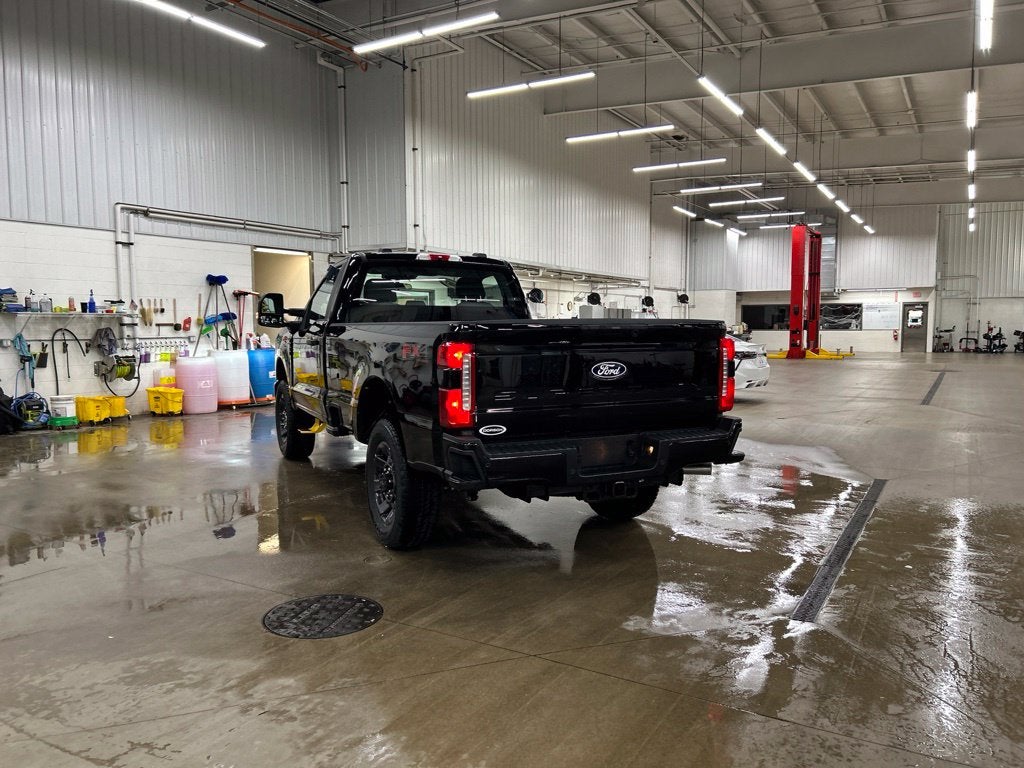2027 Ford F-350SD XL