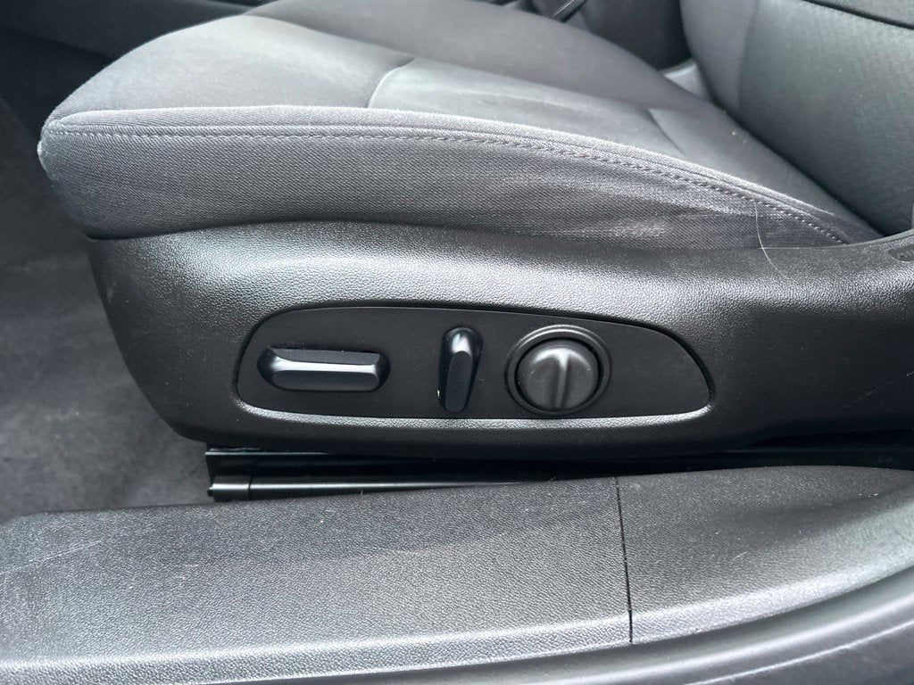 2017 Chevrolet Malibu LT 1LT