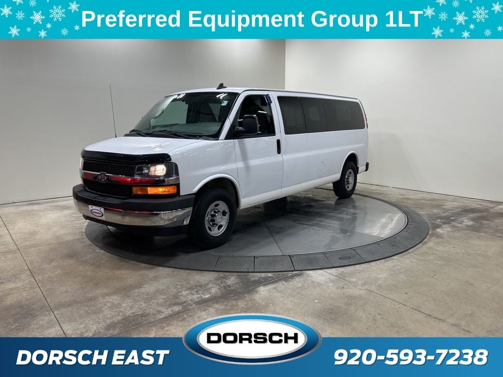 2017 Chevrolet Express 3500 LT Passenger