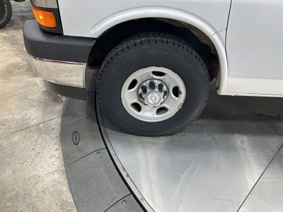 2017 Chevrolet Express 3500 LT Passenger