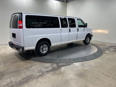 2017 Chevrolet Express 3500 LT Passenger
