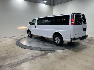 2017 Chevrolet Express 3500 LT Passenger