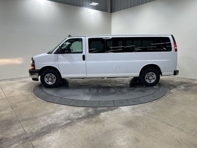 2017 Chevrolet Express 3500 LT Passenger