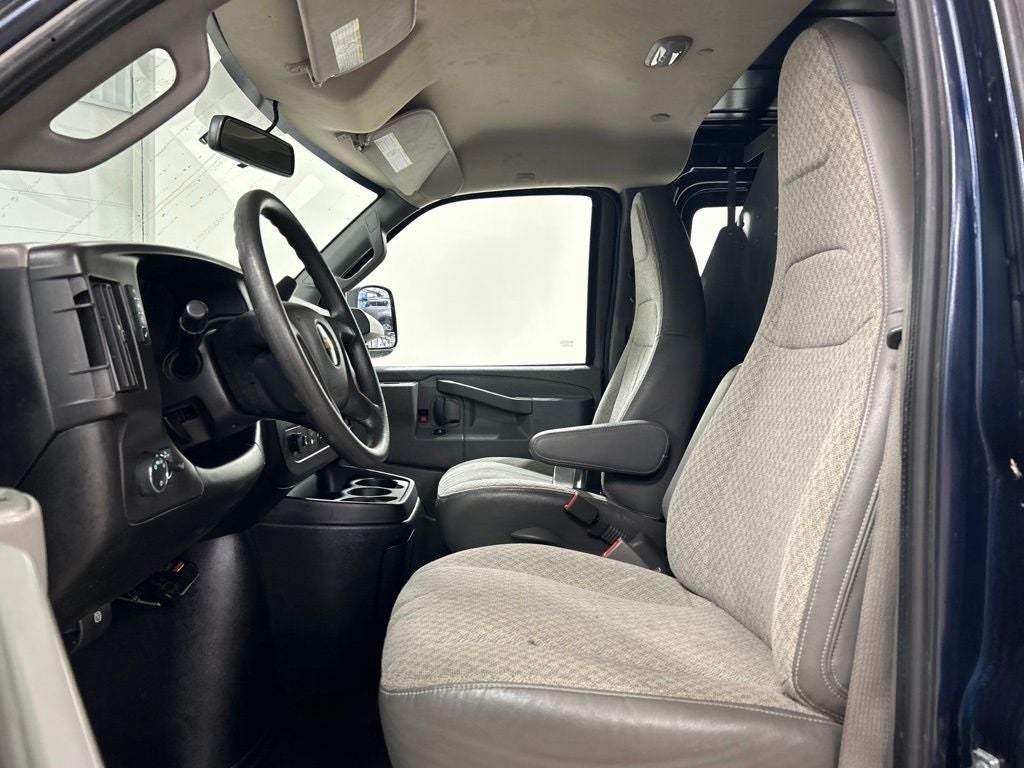 2019 Chevrolet Express 2500 Work Van Cargo