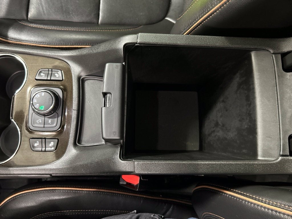 2020 GMC Acadia AT4