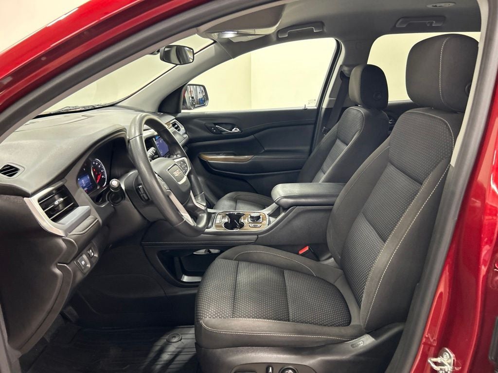 2022 GMC Acadia SLE