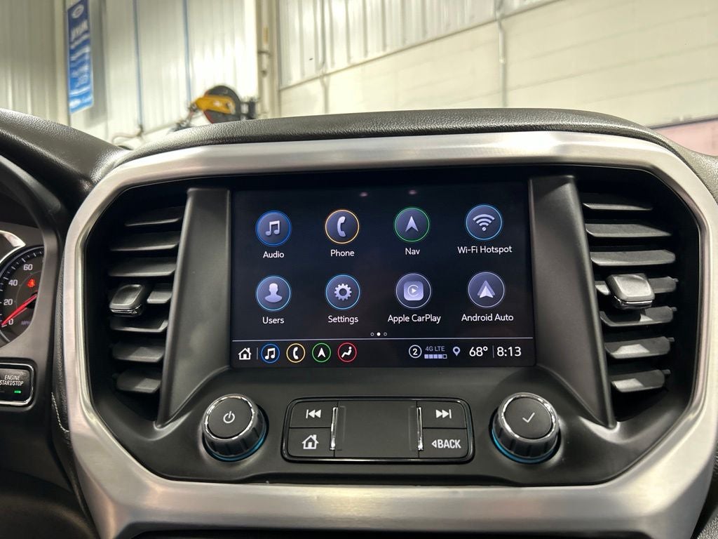 2023 GMC Acadia SLT