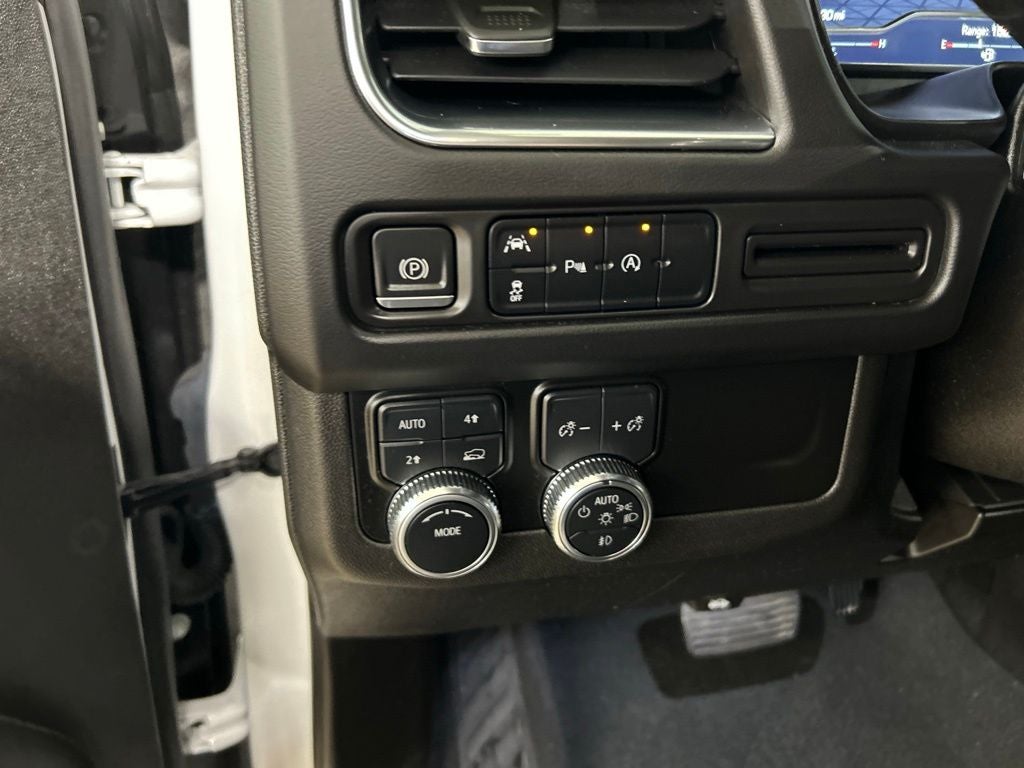 2023 GMC Yukon SLE