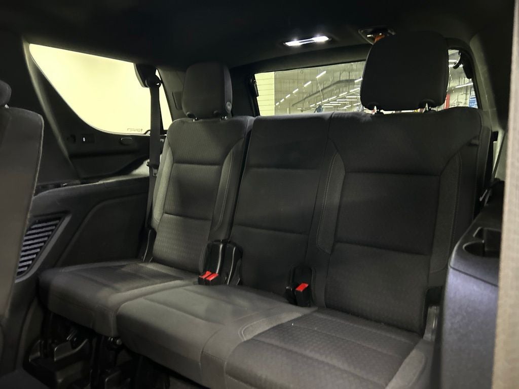 2023 GMC Yukon SLE