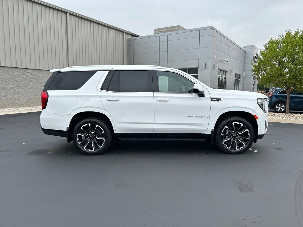2023 GMC Yukon SLE