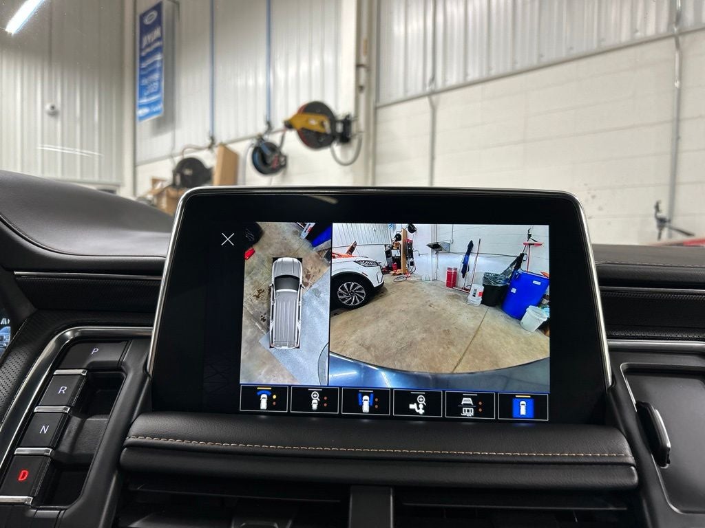 2023 GMC Yukon XL AT4
