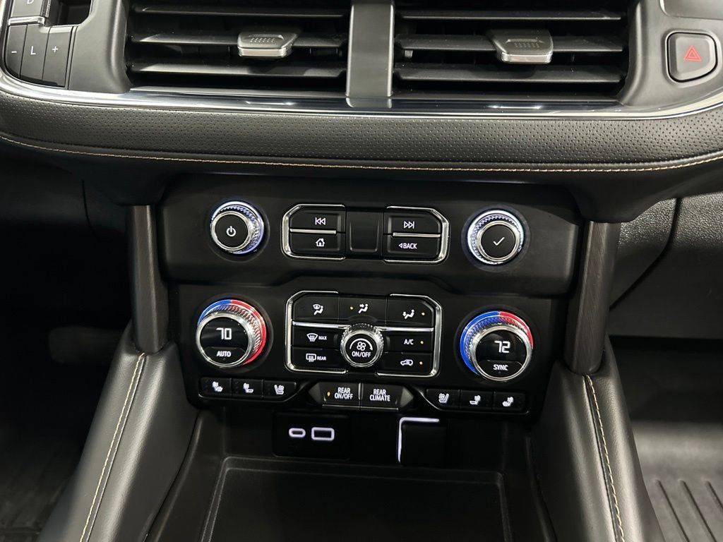2023 GMC Yukon XL AT4