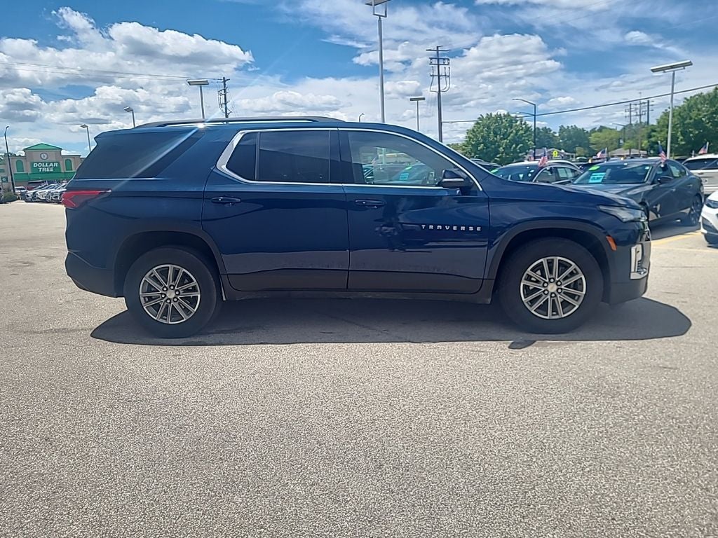 2023 Chevrolet Traverse LT Leather