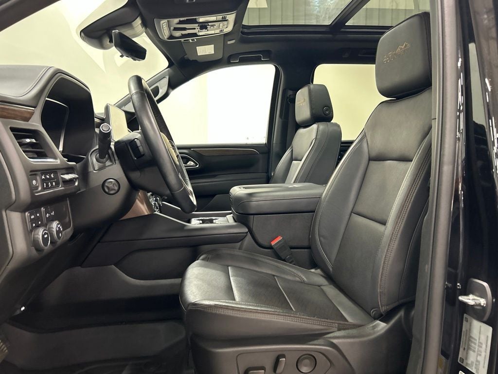 2023 Chevrolet Suburban High Country