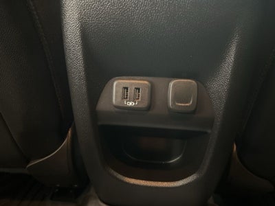 2022 GMC Canyon AT4 w/Leather