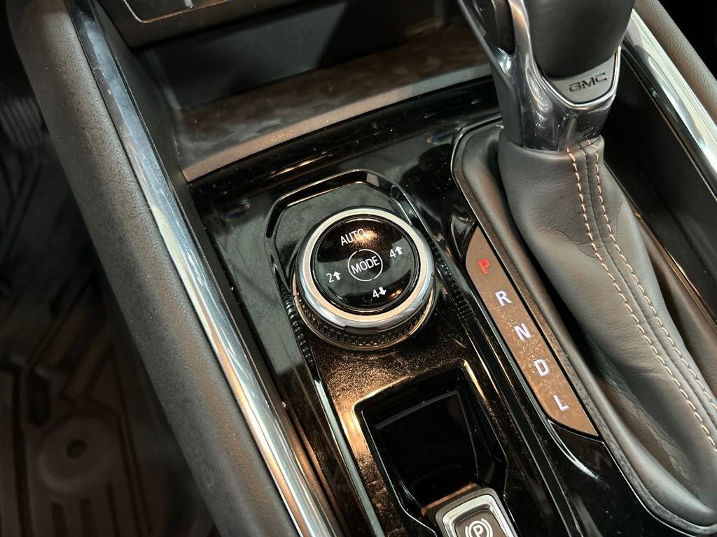 2024 GMC Canyon AT4