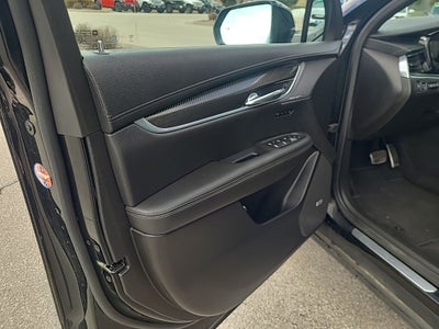 2022 Cadillac XT6 Sport