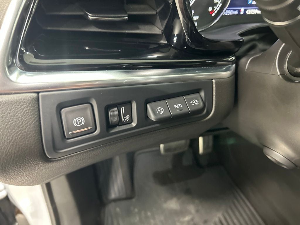 2023 Cadillac XT6 Sport