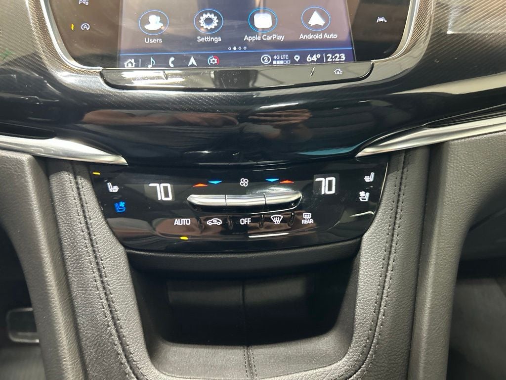 2023 Cadillac XT6 Sport