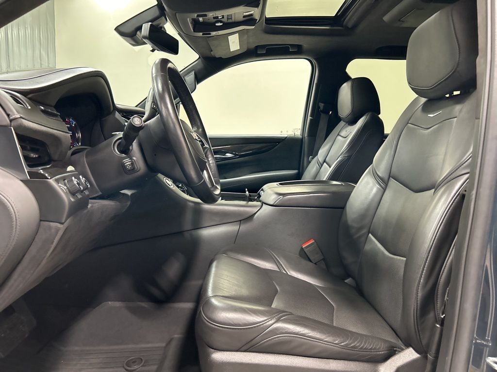 2020 Cadillac Escalade Platinum Edition