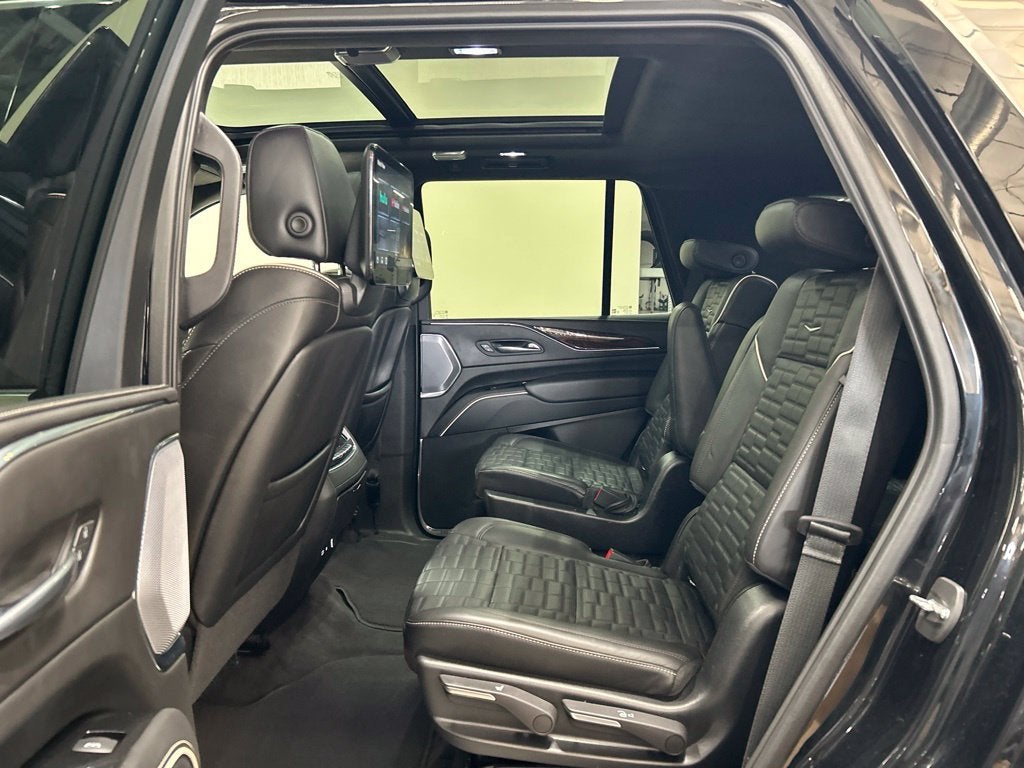 2022 Cadillac Escalade Premium Luxury Platinum