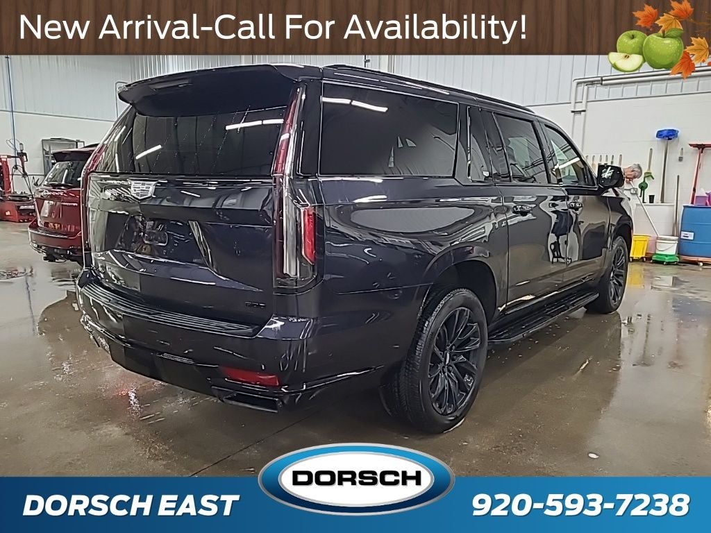 2023 Cadillac Escalade ESV Sport