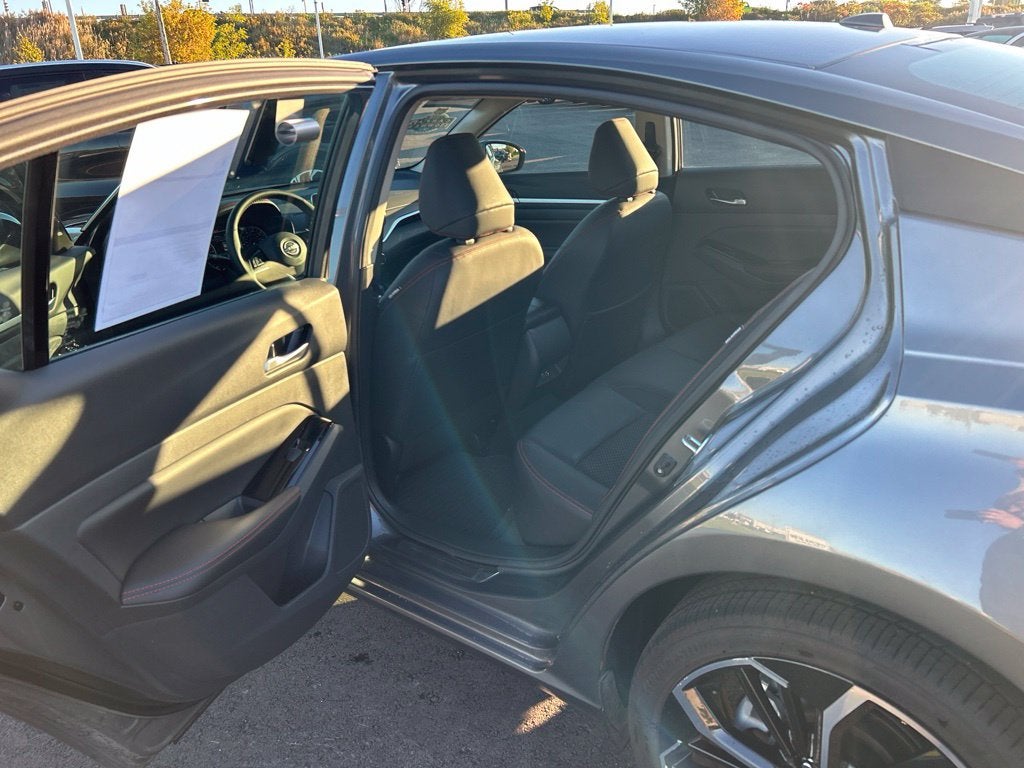 2025 Nissan Altima 2.5 SR