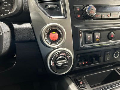2017 Nissan Titan SV
