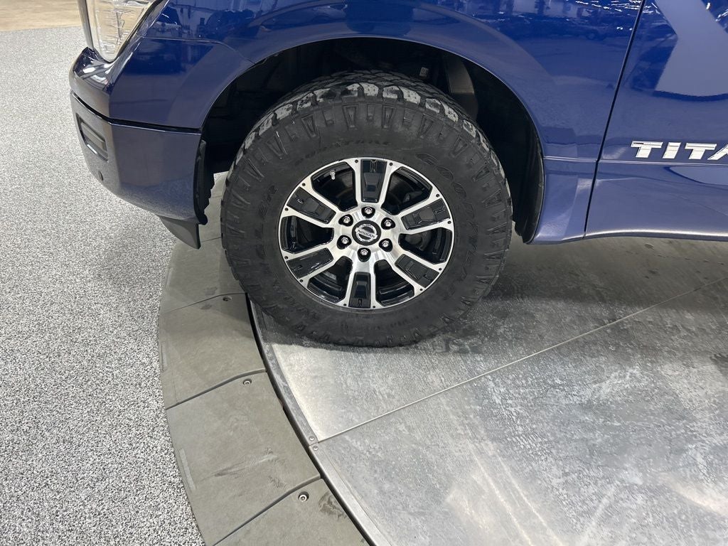 2020 Nissan Titan SV