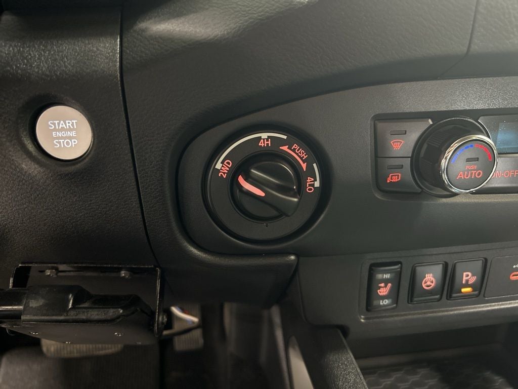 2022 Nissan Frontier SV