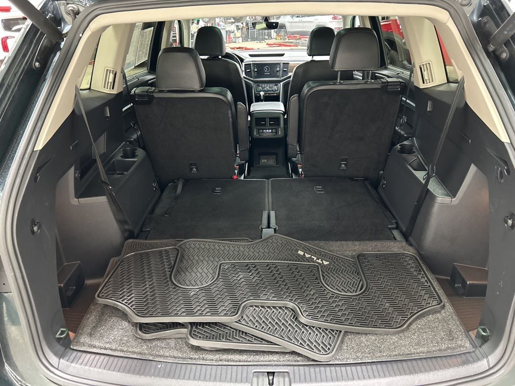 2021 Volkswagen Atlas 3.6L V6 SE w/Technology