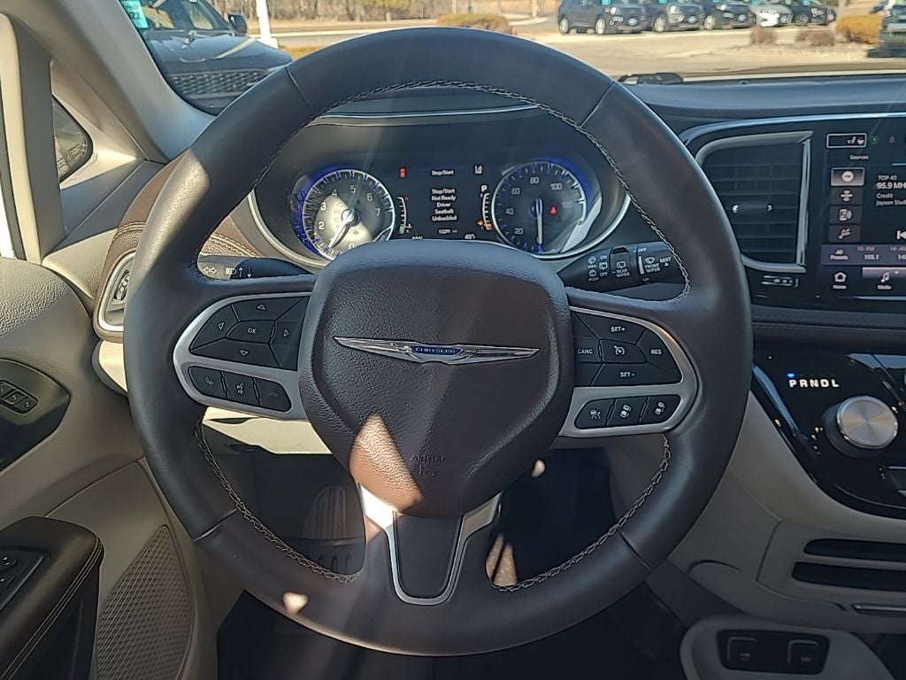 2021 Chrysler Pacifica Touring L