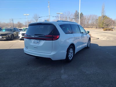 2021 Chrysler Pacifica Touring L