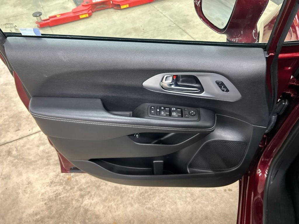 2022 Chrysler Pacifica Hybrid Touring L