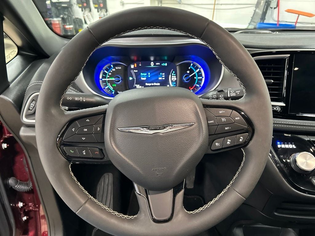 2022 Chrysler Pacifica Hybrid Touring L