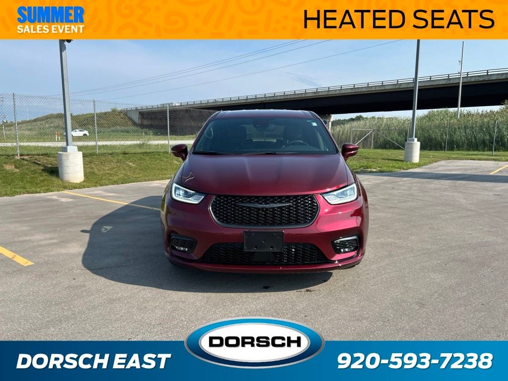 2022 Chrysler Pacifica Hybrid Touring L