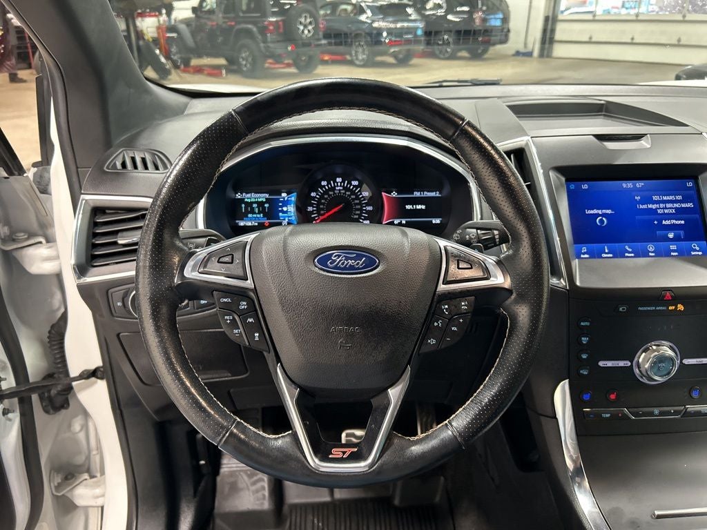 2020 Ford Edge ST
