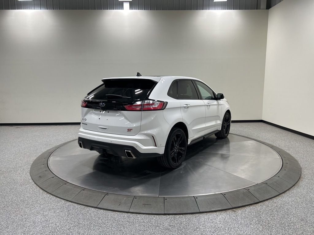 2020 Ford Edge ST