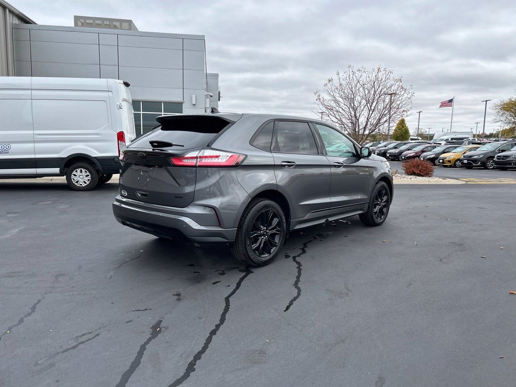 2024 Ford Edge SE