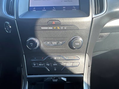 2020 Ford Edge SE