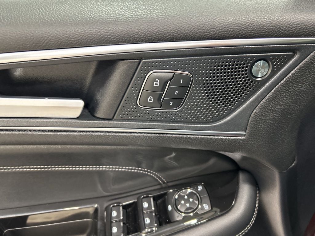 2020 Ford Edge Titanium