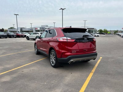 2022 Ford Edge Titanium