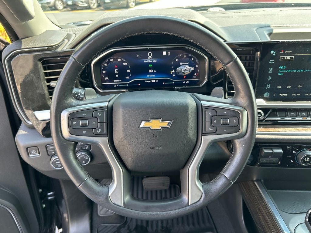 2023 Chevrolet Silverado 1500 LT LT1