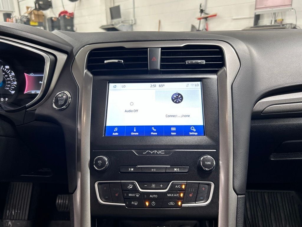 2020 Ford Fusion SE