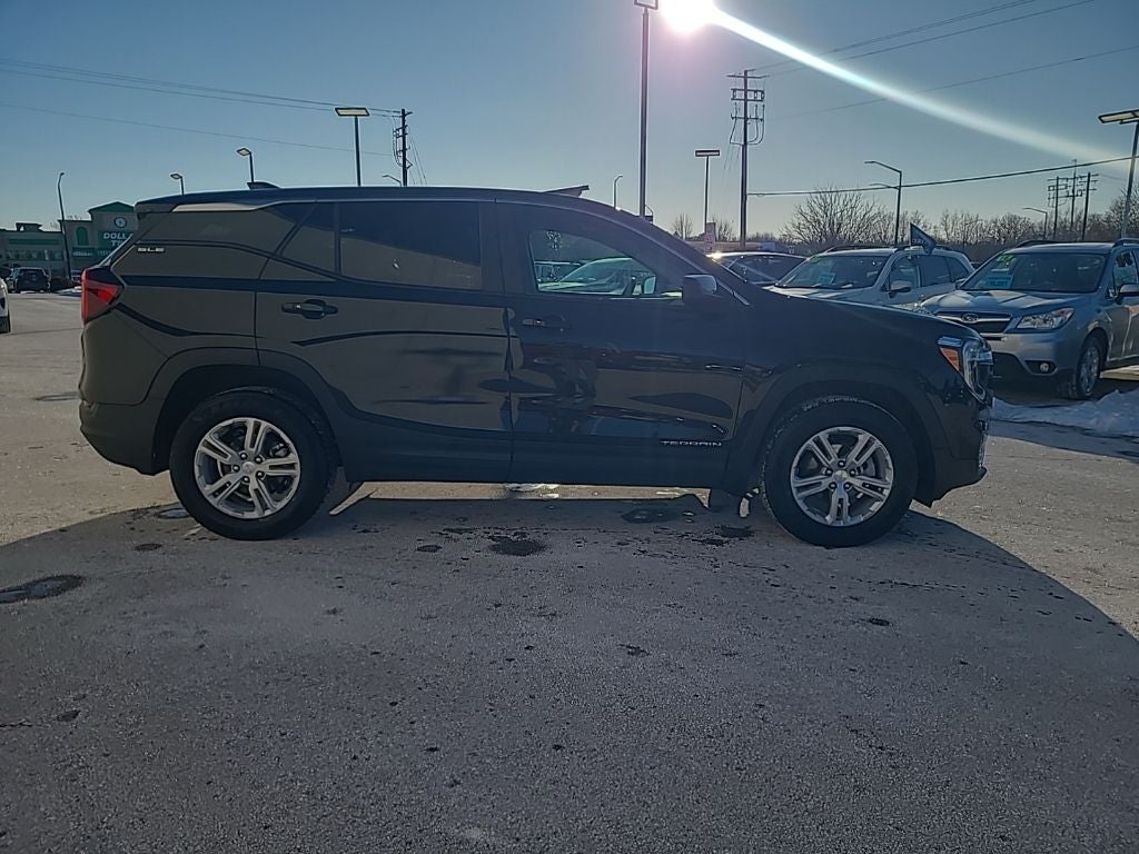 2024 GMC Terrain SLE