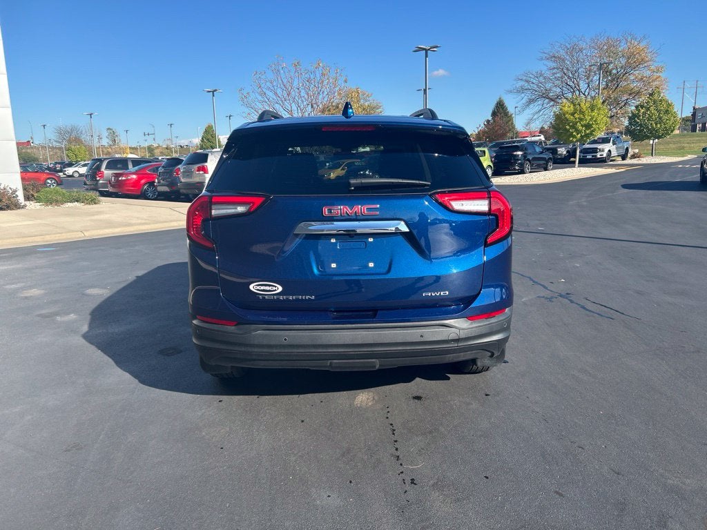 2022 GMC Terrain SLE