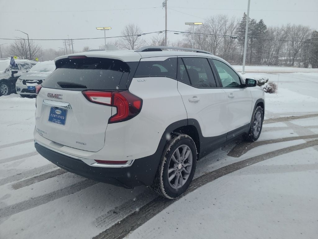 2024 GMC Terrain SLT