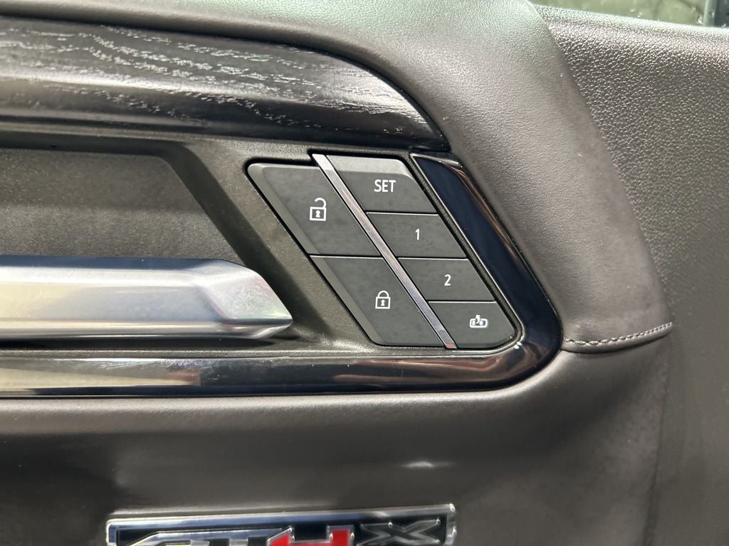 2023 GMC Sierra 1500 AT4X