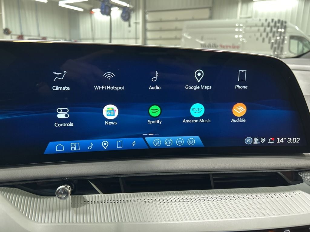 2025 Cadillac OPTIQ Luxury EV